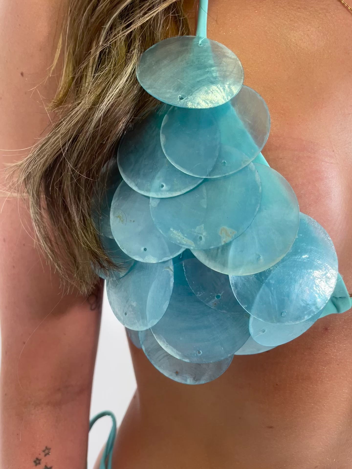 Blue shell bikini top